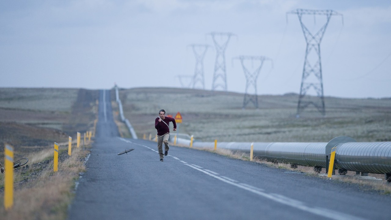 출처 : 네이버 영화 <월터의 상상은 현실이 된다>