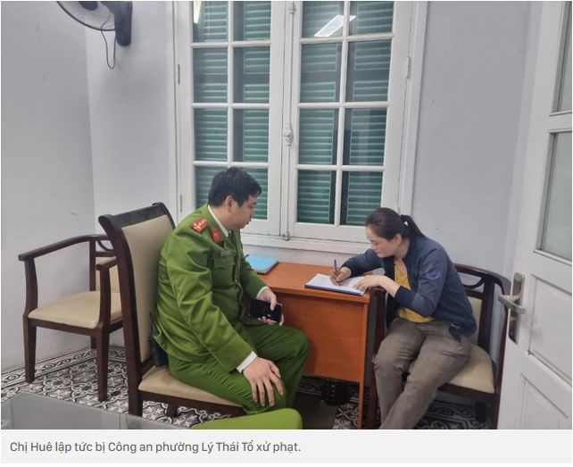 리타이또 동 공안에게 처벌받고 조서를 쓰는 훼 씨