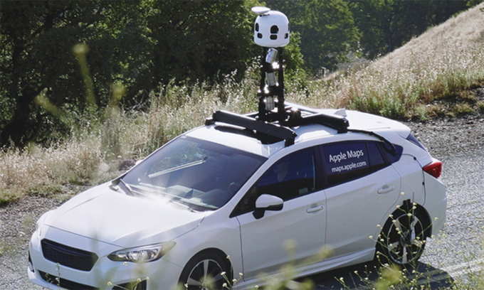 캐나다에서 활동하는 애플의 도로촬영 차량
