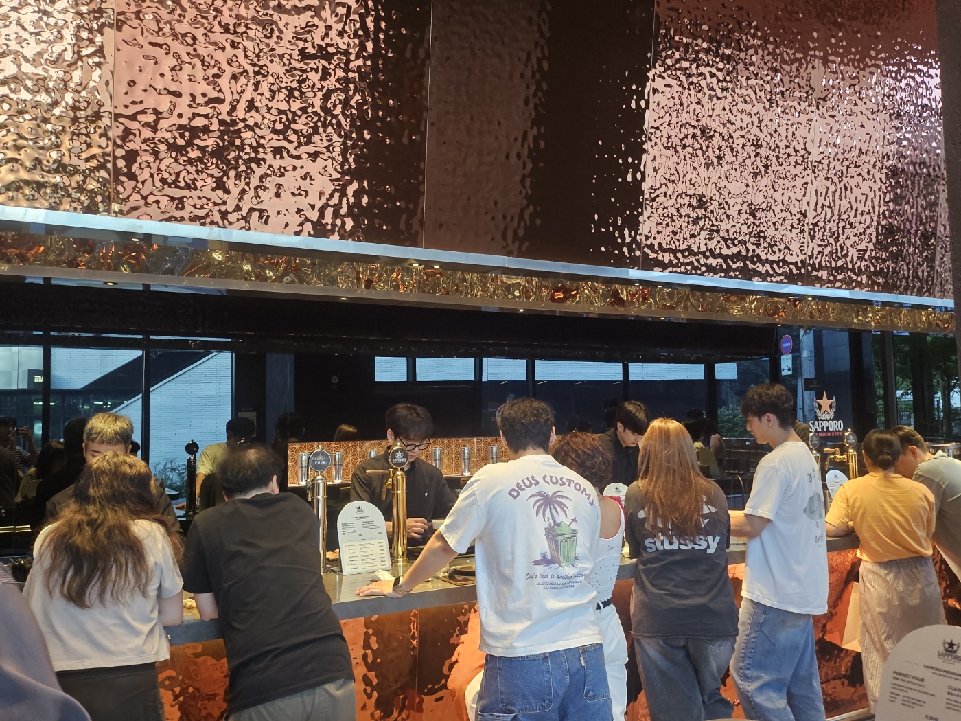 삿포로 프리미엄 비어스탠드 내부 @헤이즈진