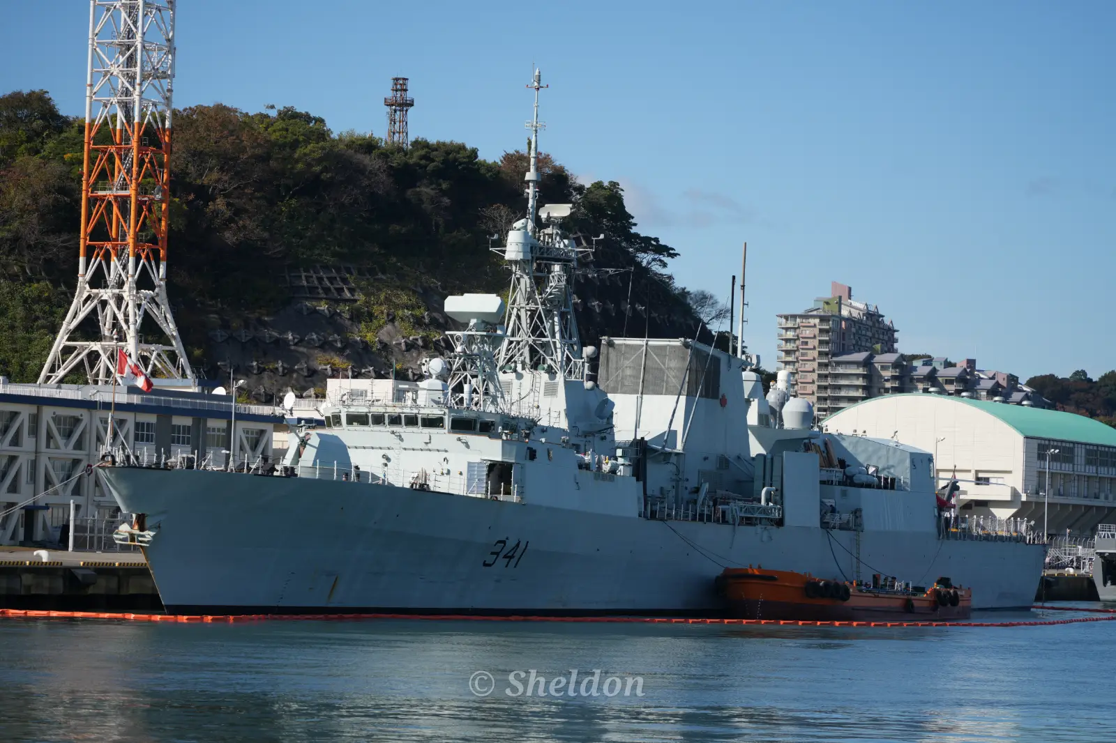 캐나다 해군의 HMCS 오타와(FFH-341)