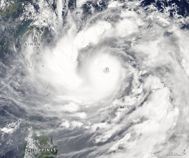 출처 : https://earthobservatory.nasa.gov/images/150290/typhoon-hinnamnor