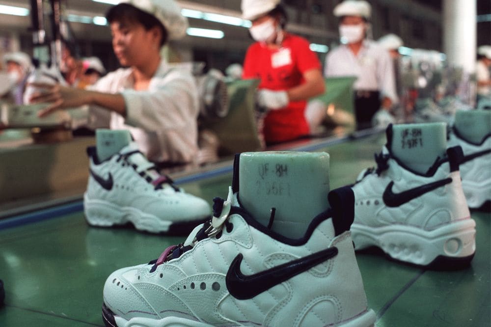나이키·아디다스 신발 생산량이 내년부터 대폭 줄어든다