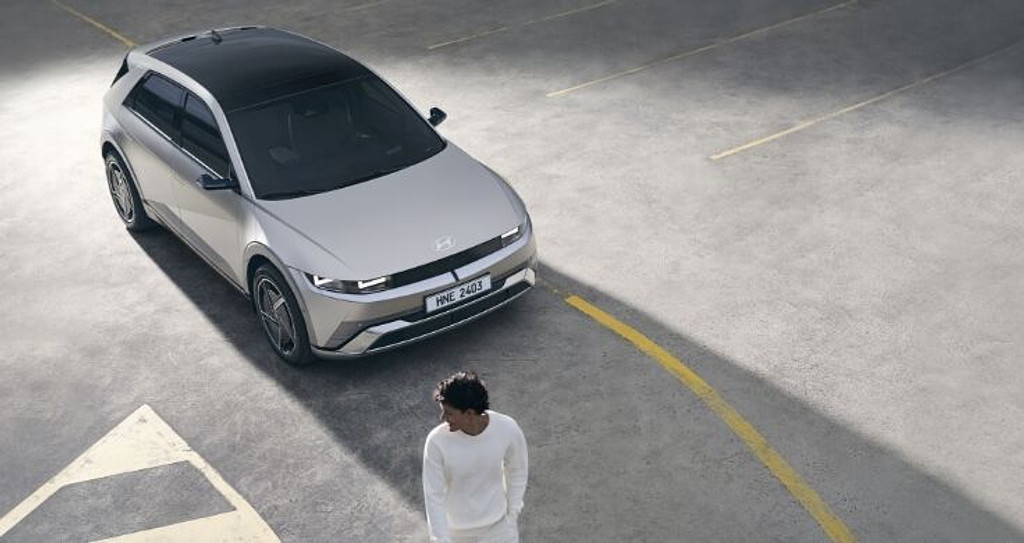 인류를 향한 진보; 대한민국 개척자 정신의 상징 현대를 돌아보며의 썸네일 이미지