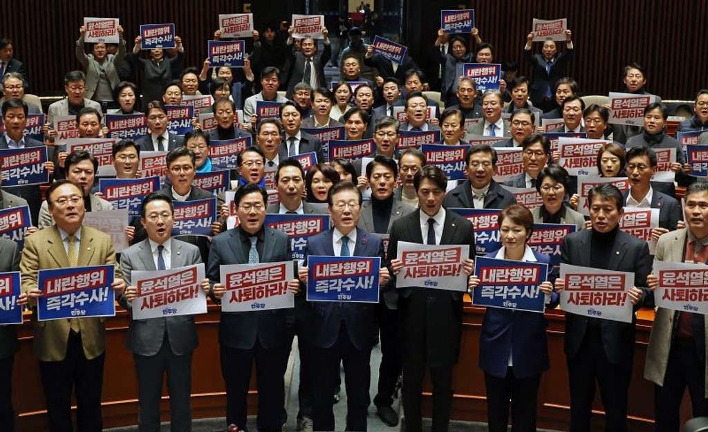 [135뉴스] '비상계엄' 이후 대한민국은?의 썸네일 이미지