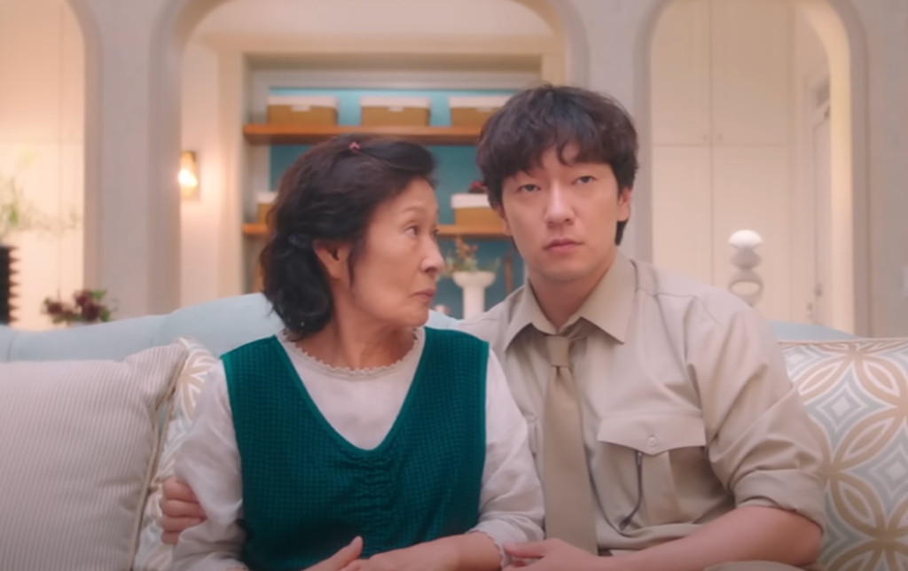 🌽[1분 뉴스] 남녀주인공 나이 차가 무려 ‘42세’인 드라마?!😮의 썸네일 이미지