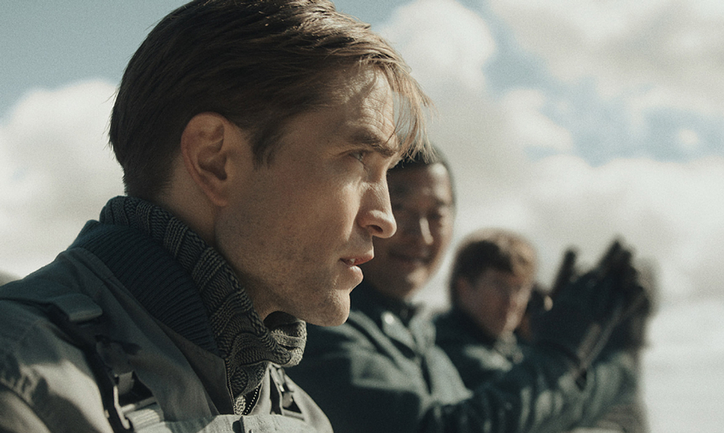 🌽[1분 뉴스] 휴일을 등에 업고 1위로~ ‘미키 17’의 썸네일 이미지