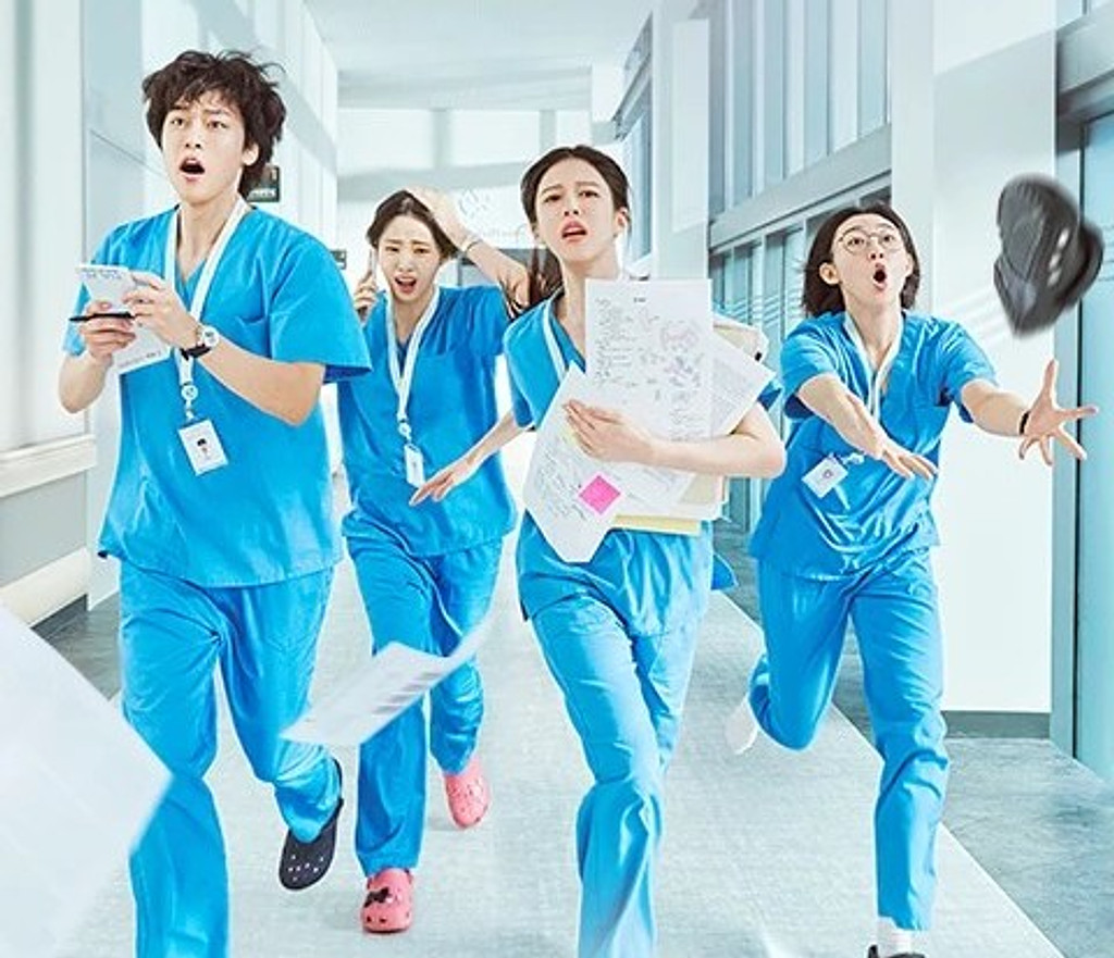 언젠가는 슬기로워질 우리의 이야기의 썸네일 이미지