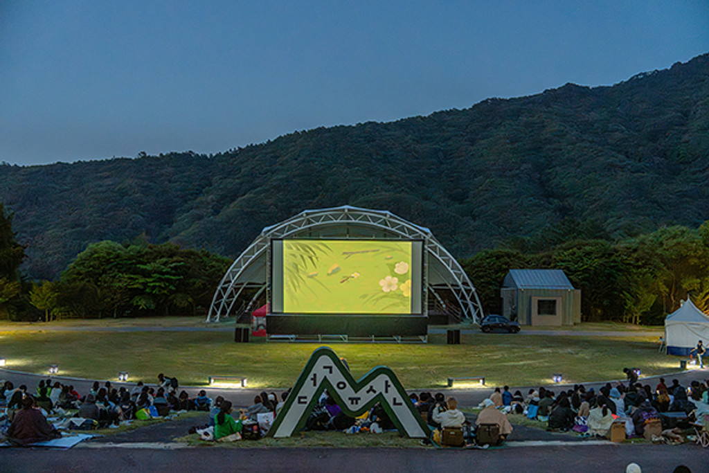 🌽여기예요! 올여름 낭만을 더할 지역 영화제 3곳의 썸네일 이미지