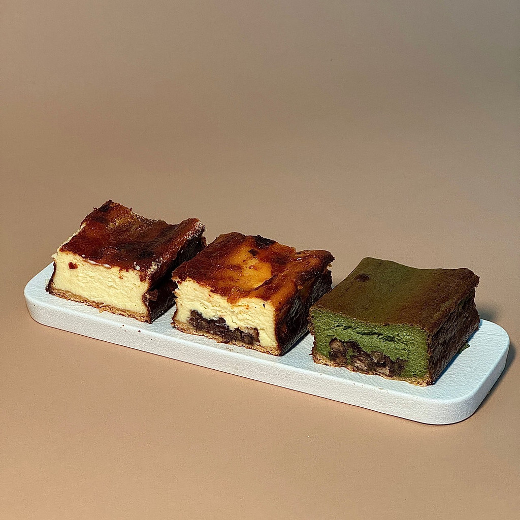 [🌳이팝조팝] #17 음식이 있는 곳이라면 어디든지 달려가🍰의 썸네일 이미지