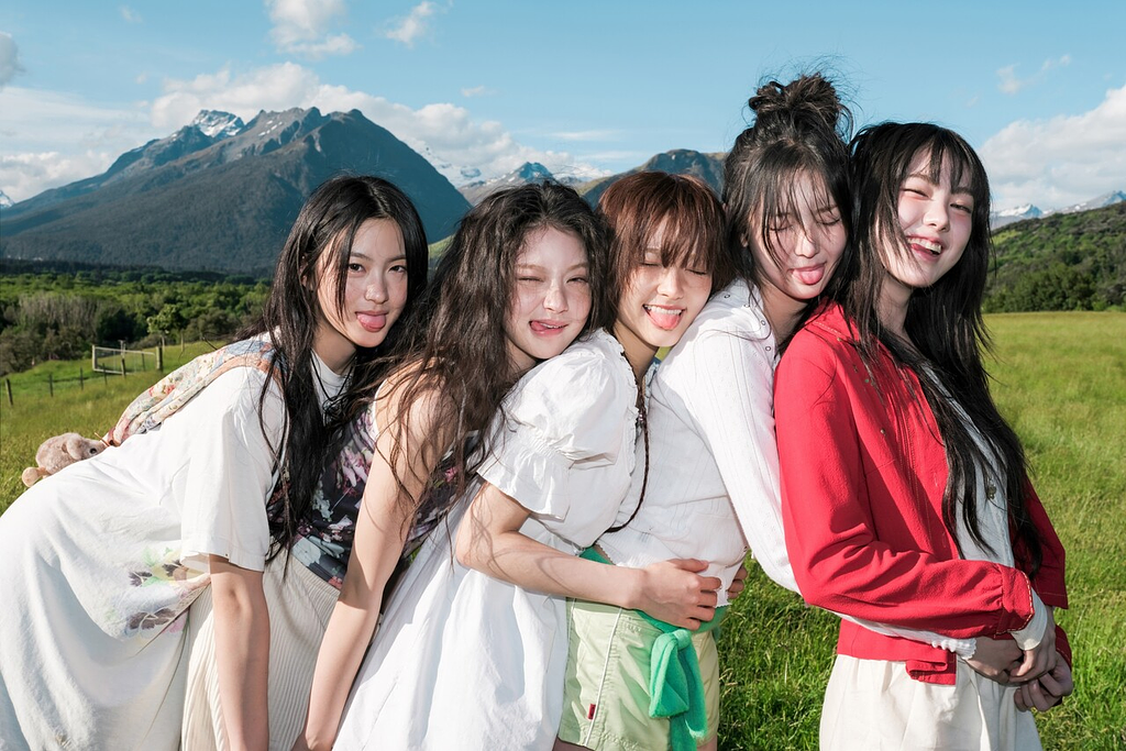 요즘 아이돌 데뷔 프로모션이 궁금해? (1)의 썸네일 이미지