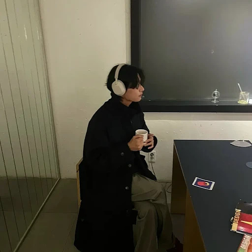 문헌의 프로필 이미지
