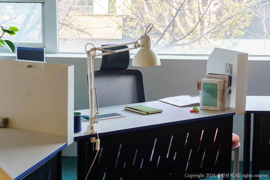 일_사무실을 벗어날 수 있다면 어떤 곳에서 일해볼까?의 썸네일 이미지