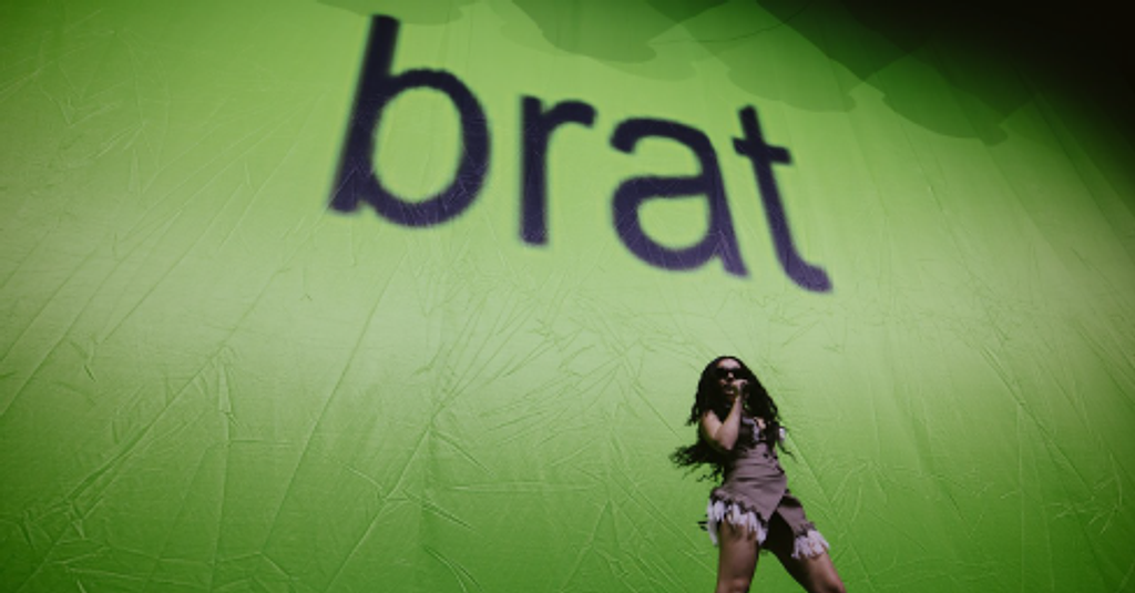 스타일이 된 단어 하나, brat의 썸네일 이미지