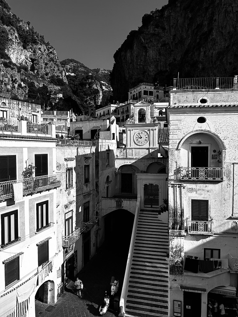 [10月 17日] 대화는 깊어지고, 당신은 궁금해지고☕️의 썸네일 이미지