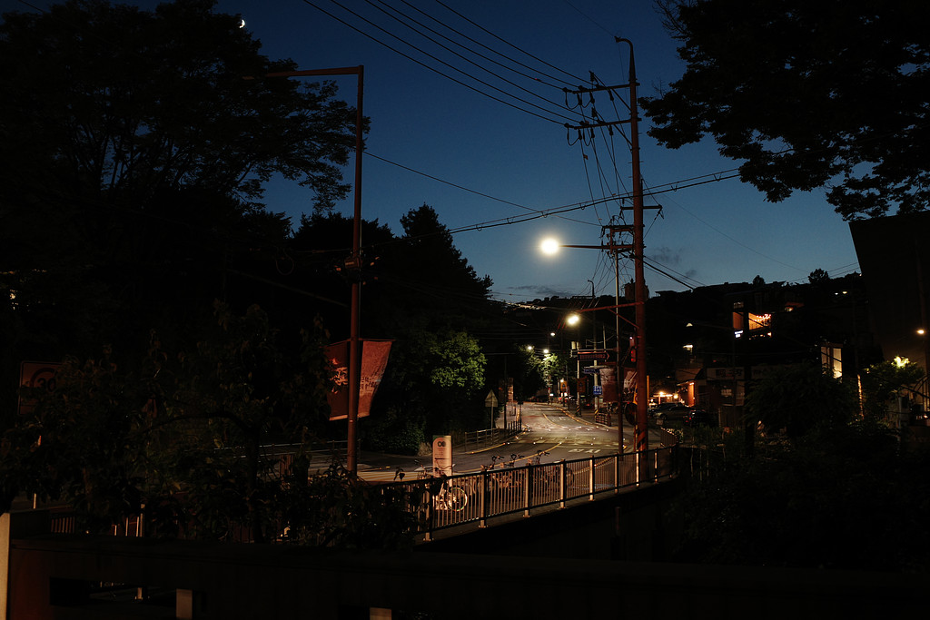 성북동과 곡선 : 풍경편의 썸네일 이미지