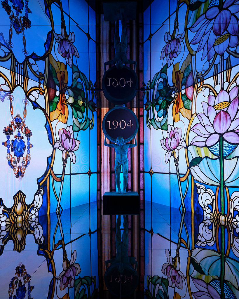 [🌳이팝조팝] #39 연말 분위기 물씬! 화려한 팝업 보러가요의 썸네일 이미지