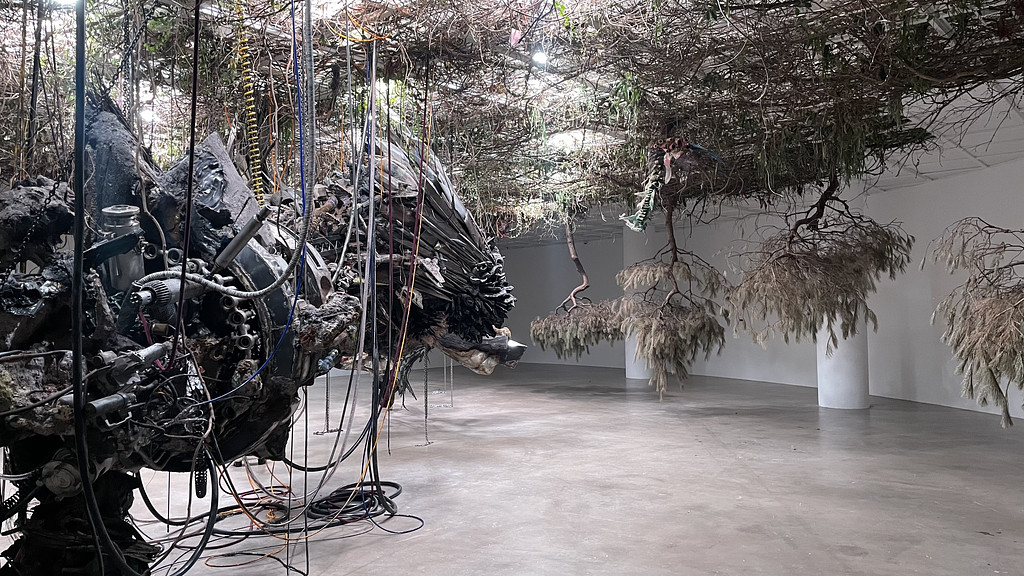 아트: 미술관을 마음껏 부수라구요?의 썸네일 이미지