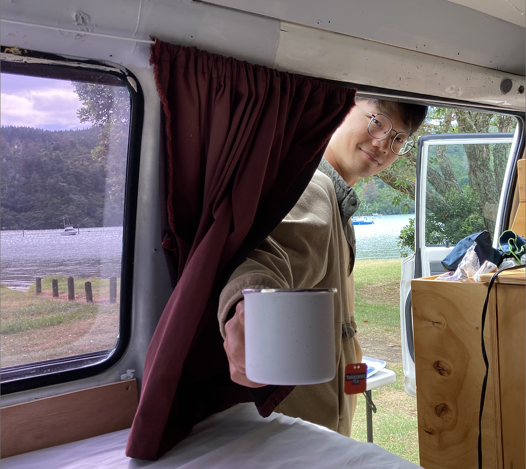 집 팔고 시작하는 온라인집들이의 썸네일 이미지