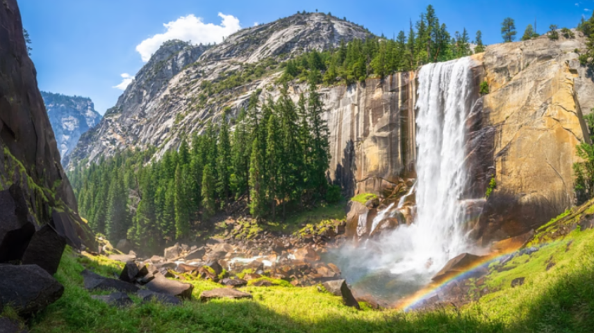 <요세미티 공원, 출처: Frommers >