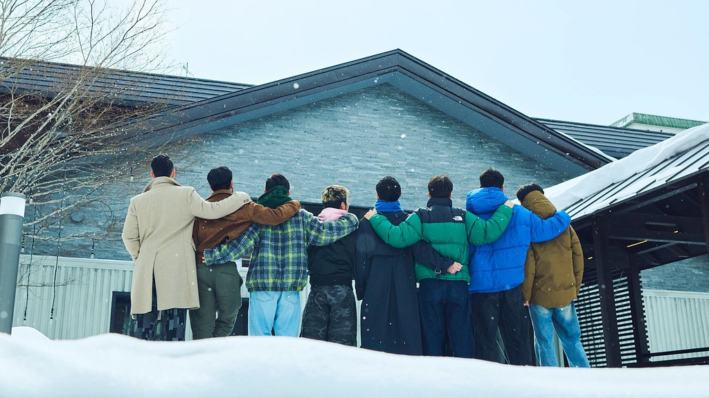 ☃︎ 크리스마스의 지나가는 뒷모습을 본 적 있나요? 의 썸네일 이미지