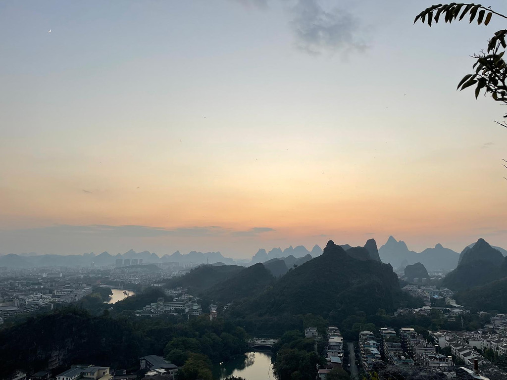 떠돌이 테크 부족을 초대해 줄 촌동네를 찾습니다의 썸네일 이미지