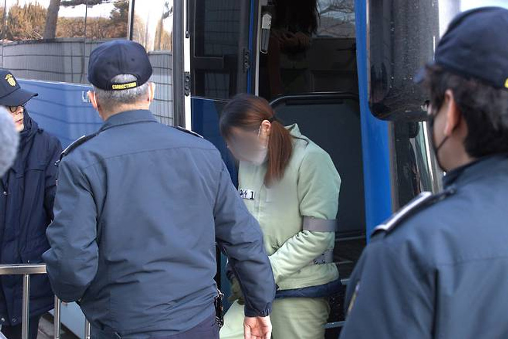 2026년 1월 15일, 분열의 정치, 얼어붙은 일터, 흔들리는 국제 질서 시사 10가지 소식 전해드립니다. 의 썸네일 이미지