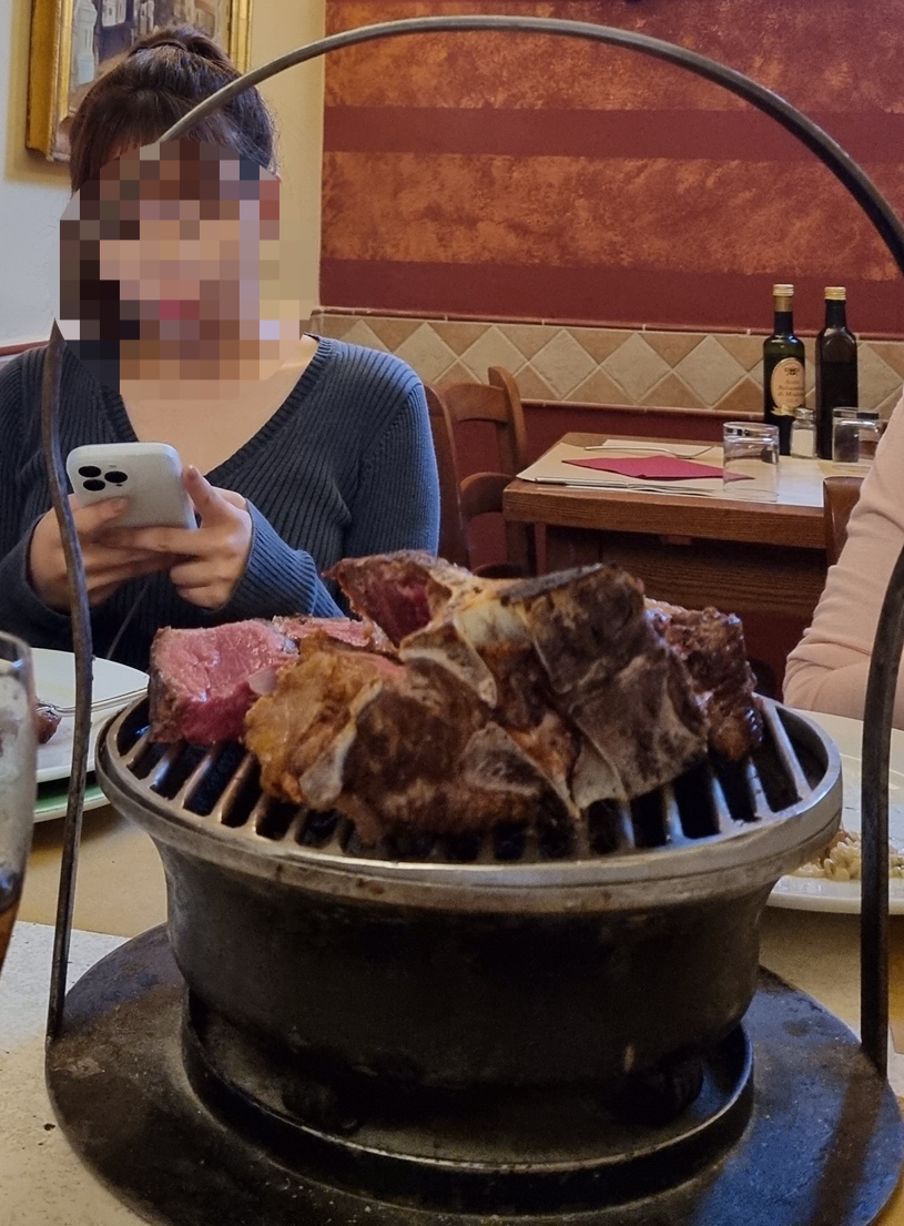 엄청난 크기의 피렌체 스테이크