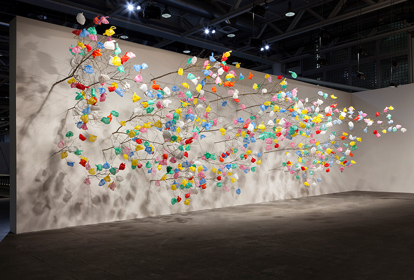 Plastic Tree - Pascale Martine Tavou 2015