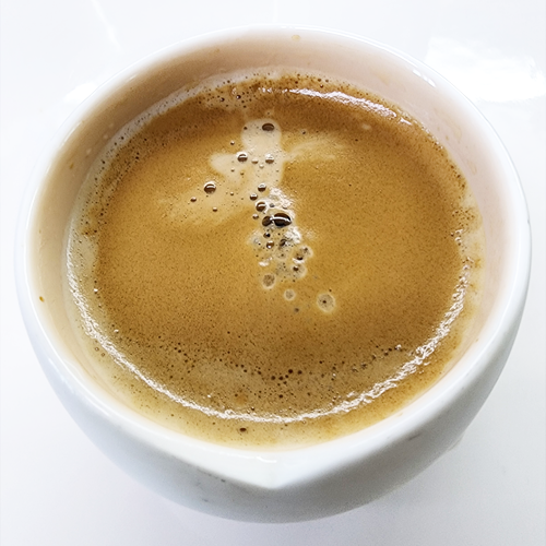 기포가 견고하고 밀도 높은 크레마