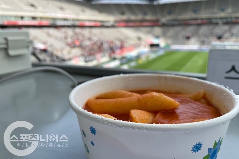 인천전때 저 에디터 타미는 이거 먹을꺼에요 (출처-스포츠니어스)