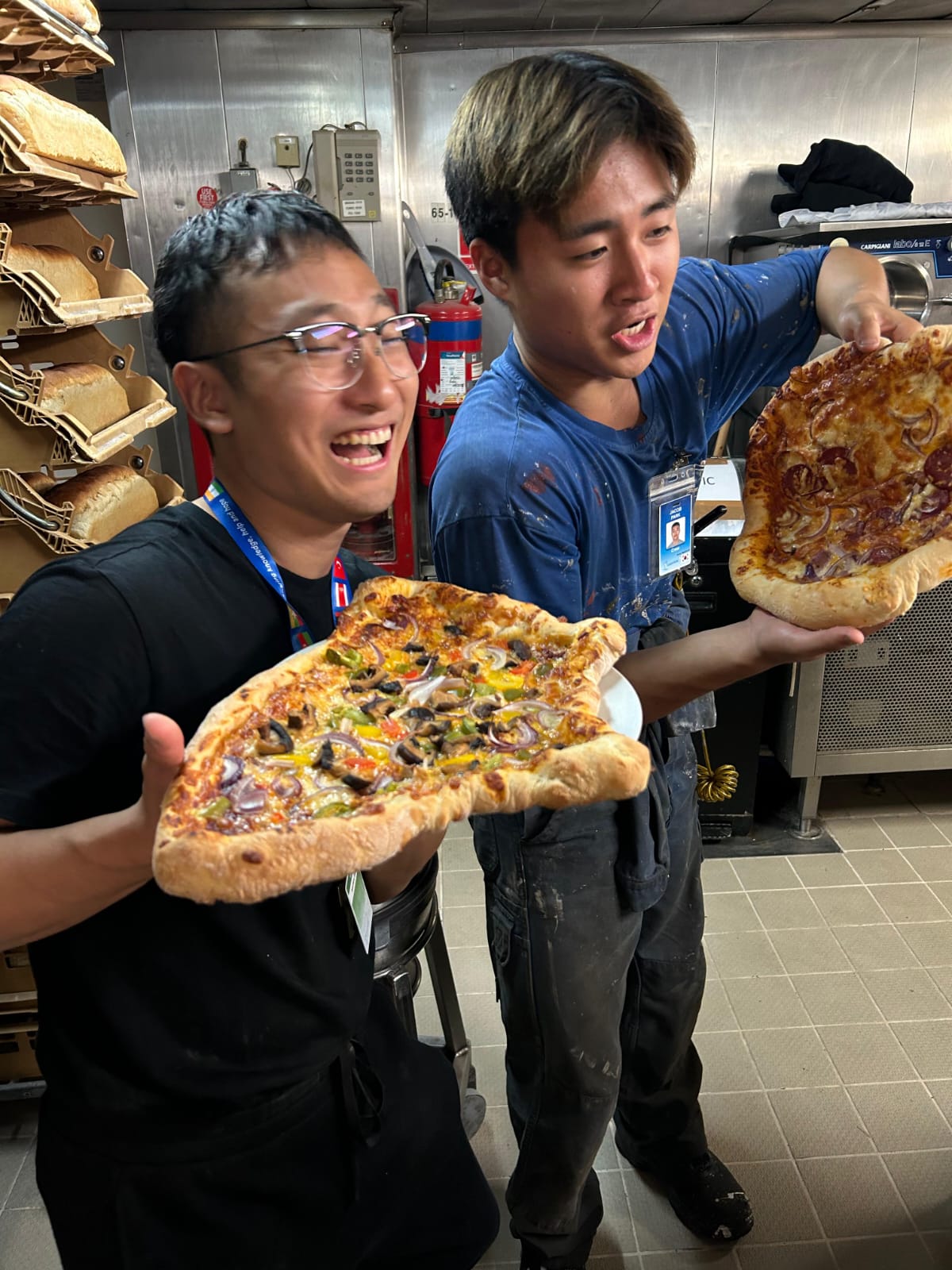 It's a picture of Korean friends sharing pizza.