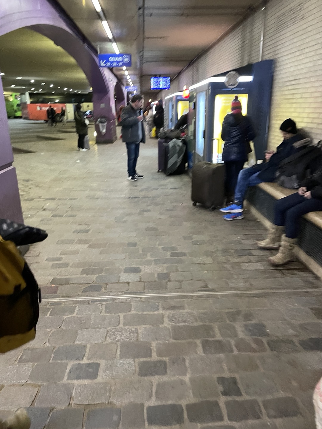 밤에 오면 2배 무섭