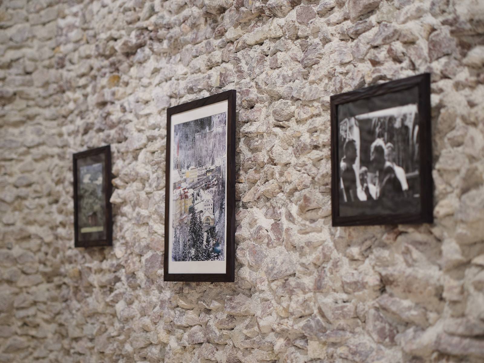 회복 후 유럽 전시. 이 시기 디올 고객센터 사건(?)이 일어나게 된다.