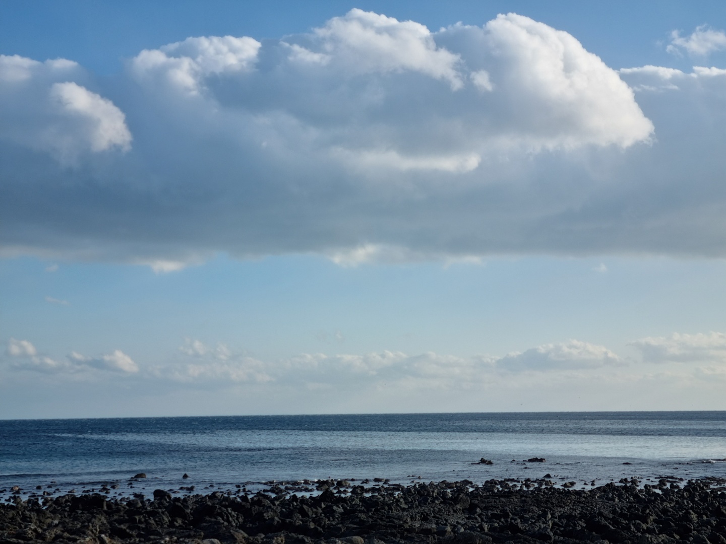 구름에 짓눌리게 된다면 어떤 느낌일까?