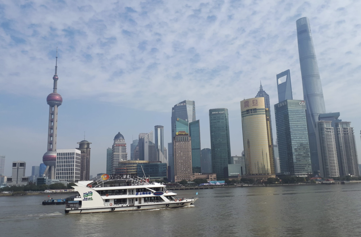 2018년 겨울. 사촌형제들이 함께 떠난 상하이 여행. 이때 이후로 중국에 관심이 생겼다. 엄청난 대륙의 스케일...