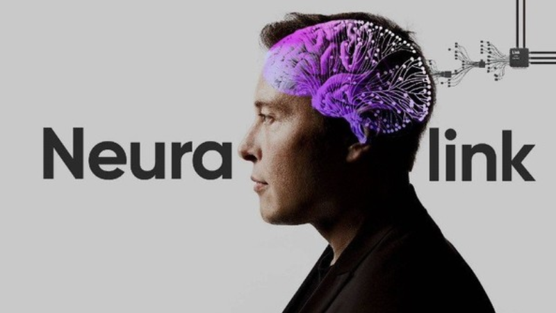 뉴럴링크 코퍼레이션(Neuralink Corporation)은 일론 머스크 등이 설립한 미국의 뉴로테크놀로지 기업으로, 이식 가능한뇌-컴퓨터 인터페이스(BCI)를 개발한다. 이 기업의 본사는 샌프란시스코에 있으며 2016년 시작하였고 2017년 3월 처음 공개 보도되었다.