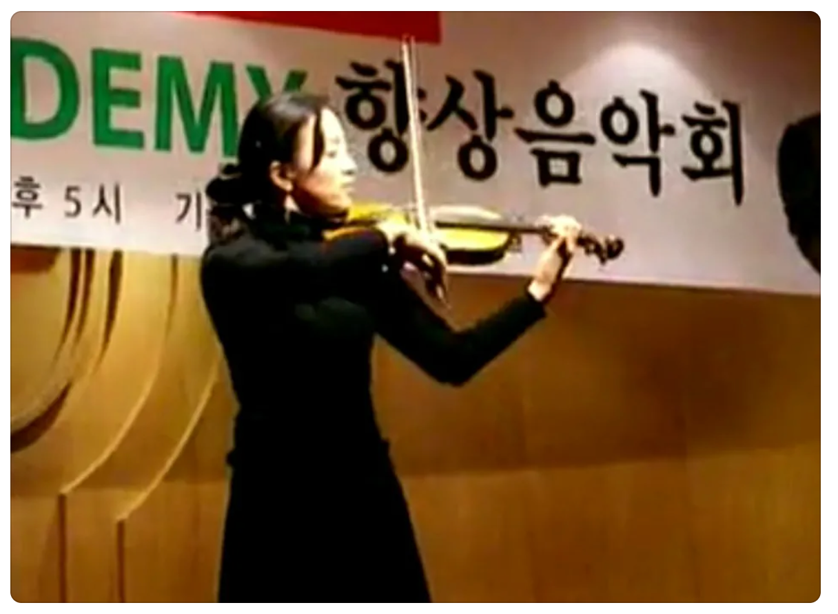 2007년 2월. 둘째가 세 살 무렵일 때의 유빌라테님 (출처 : 유빌라테 스레드)