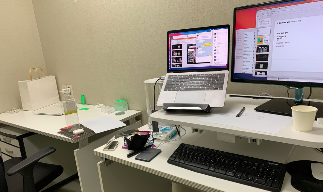 창업 초기 사무실 모습.