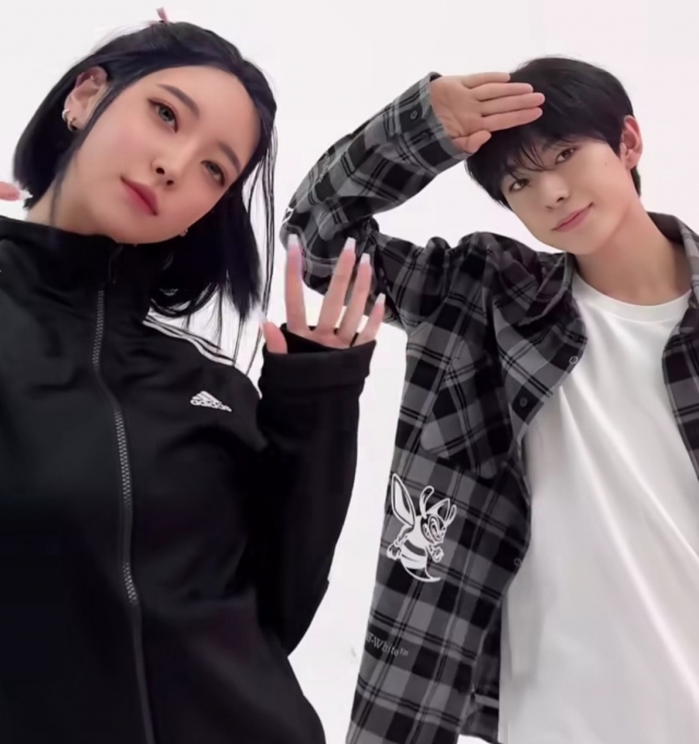 NCT&nbsp;멤버 유우시와 함께 댄스 챌린지 영상을 선보인 버추얼 아티스트 나이비스 [나이비스 공식 인스타그램 갈무리]