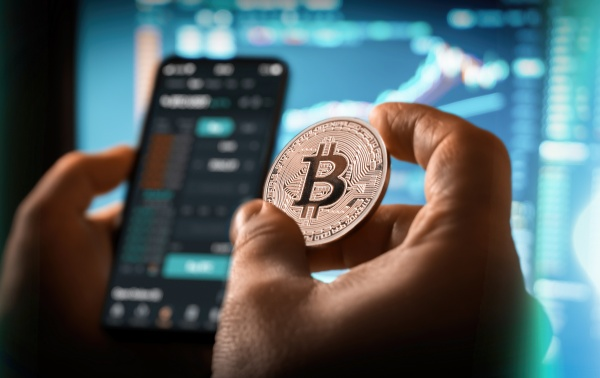 ☕[위클리핫이슈] SEC, 암호화폐 ETF 승인 가능성 ↑…해체론 불거진 금융위의 썸네일 이미지