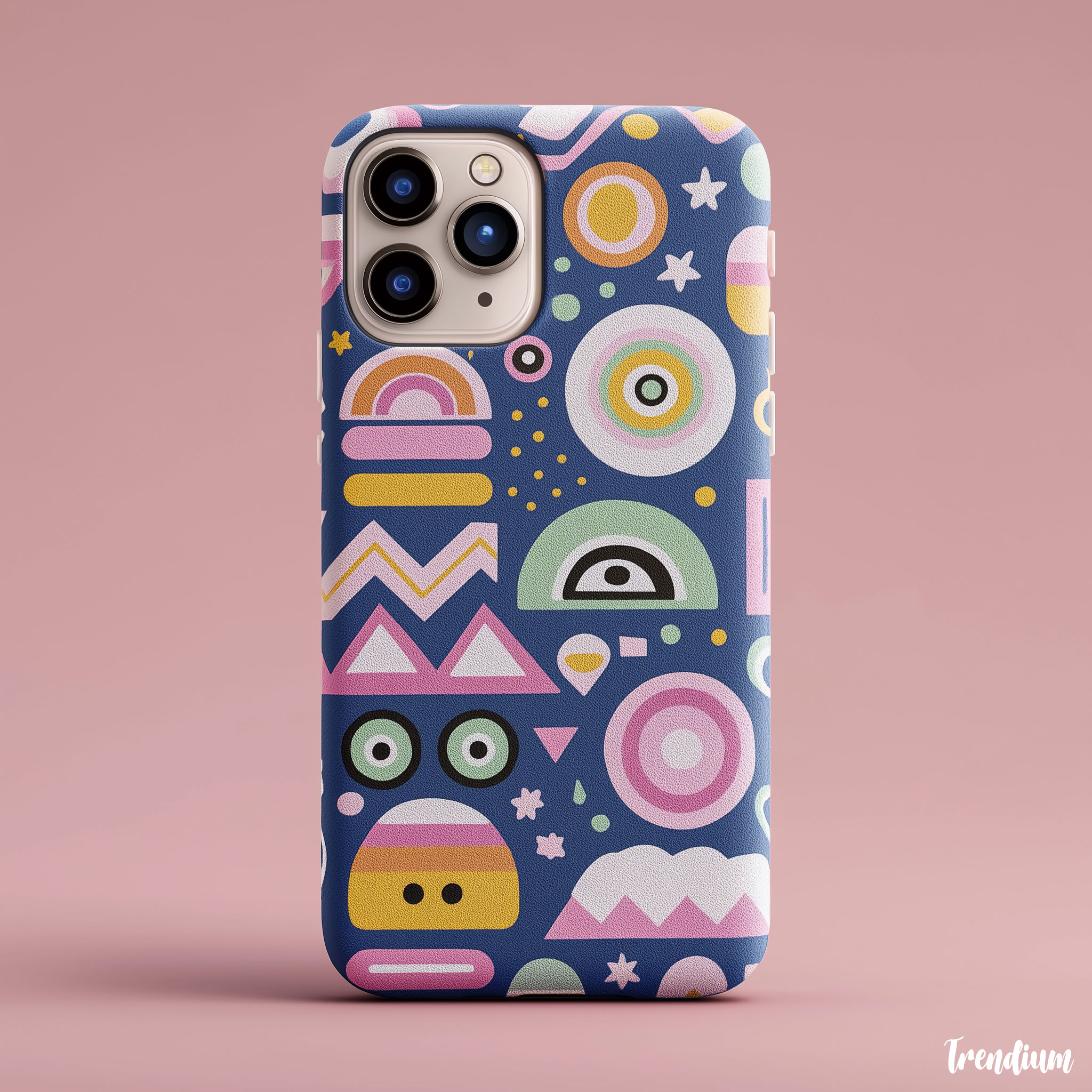 [prompt] Memphis pattern smartphone case, bold pink and electric blue, geometric shapes, retro pop style --v 7 --stylize 500