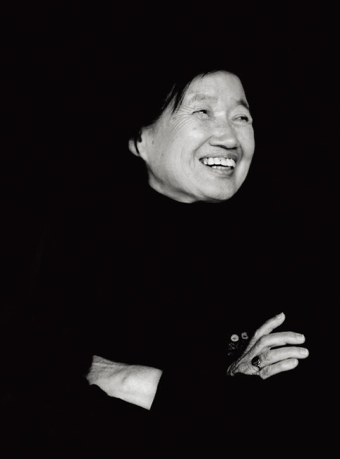 박완서 (출처. 여성동아)