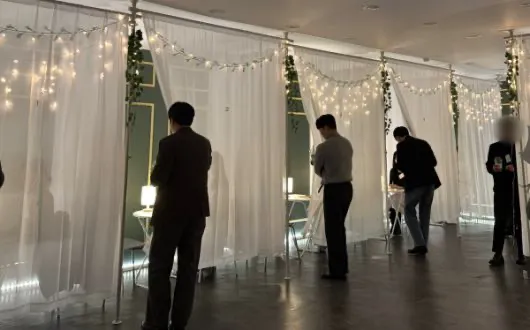 [출처 : 연애하는 청춘] 로테이션 소개팅 현장 사진.