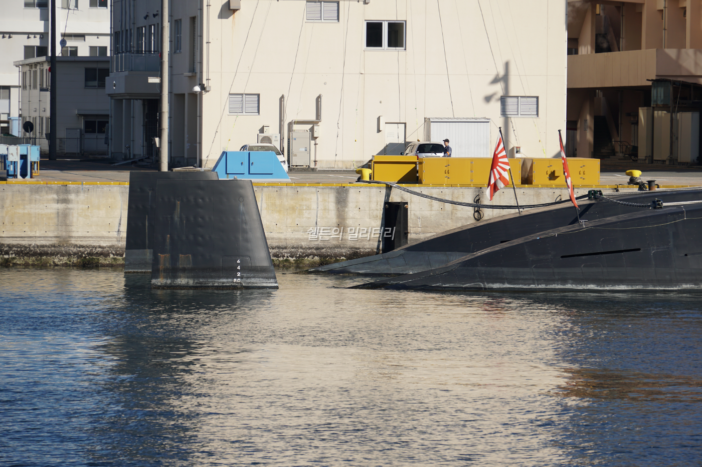 오야시오급 잠수함은 +형 함미타를 사용한다.