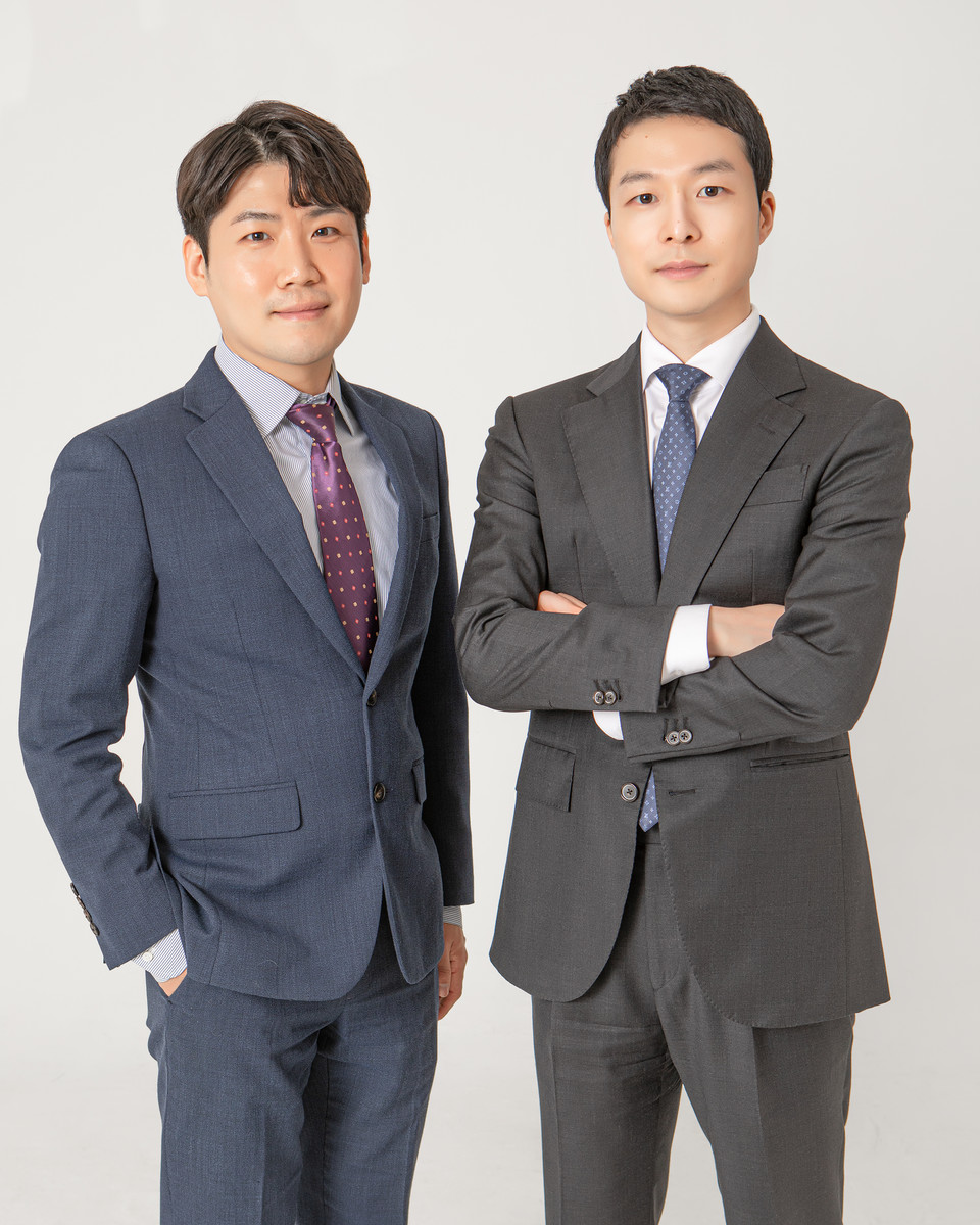 오른쪽 신현욱 대표