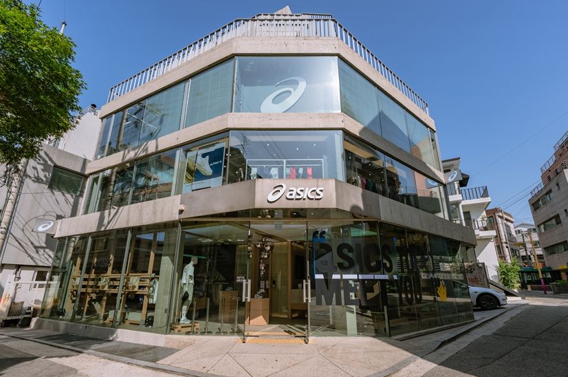 아식스코리아 홍대 스토어 오픈