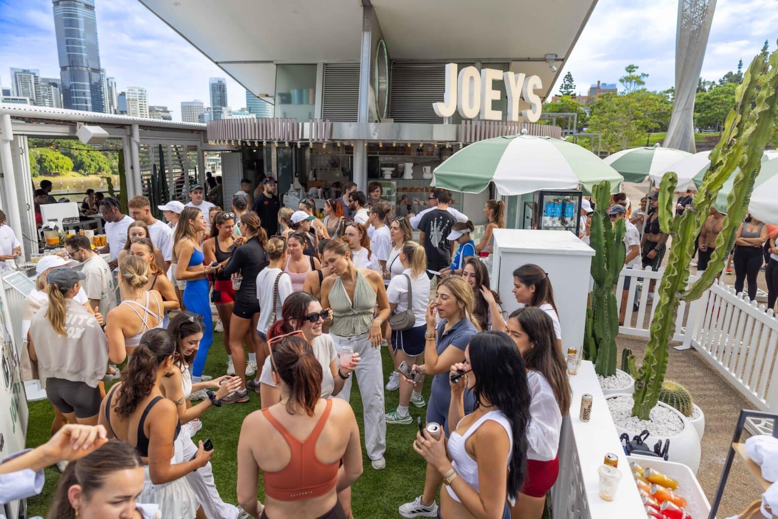 호주의 모닝 레이브 문화 (카페인 클럽)*이미지 출처 : 호주 매거진 BeanScene