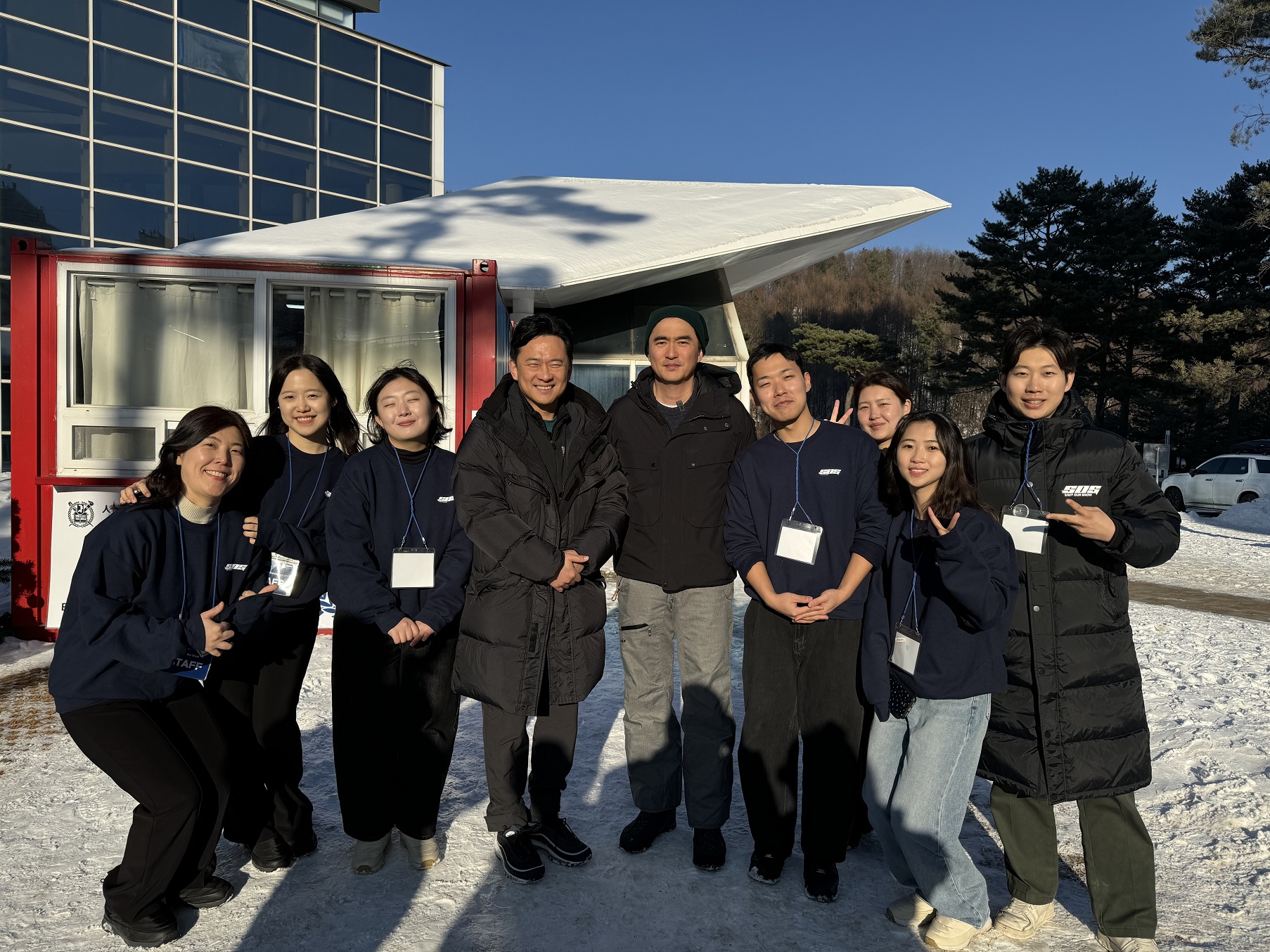 캠페인 기간 중 부스를 방문해주신 '나의 쓰레기 아저씨' 김석훈 배우님과 함께