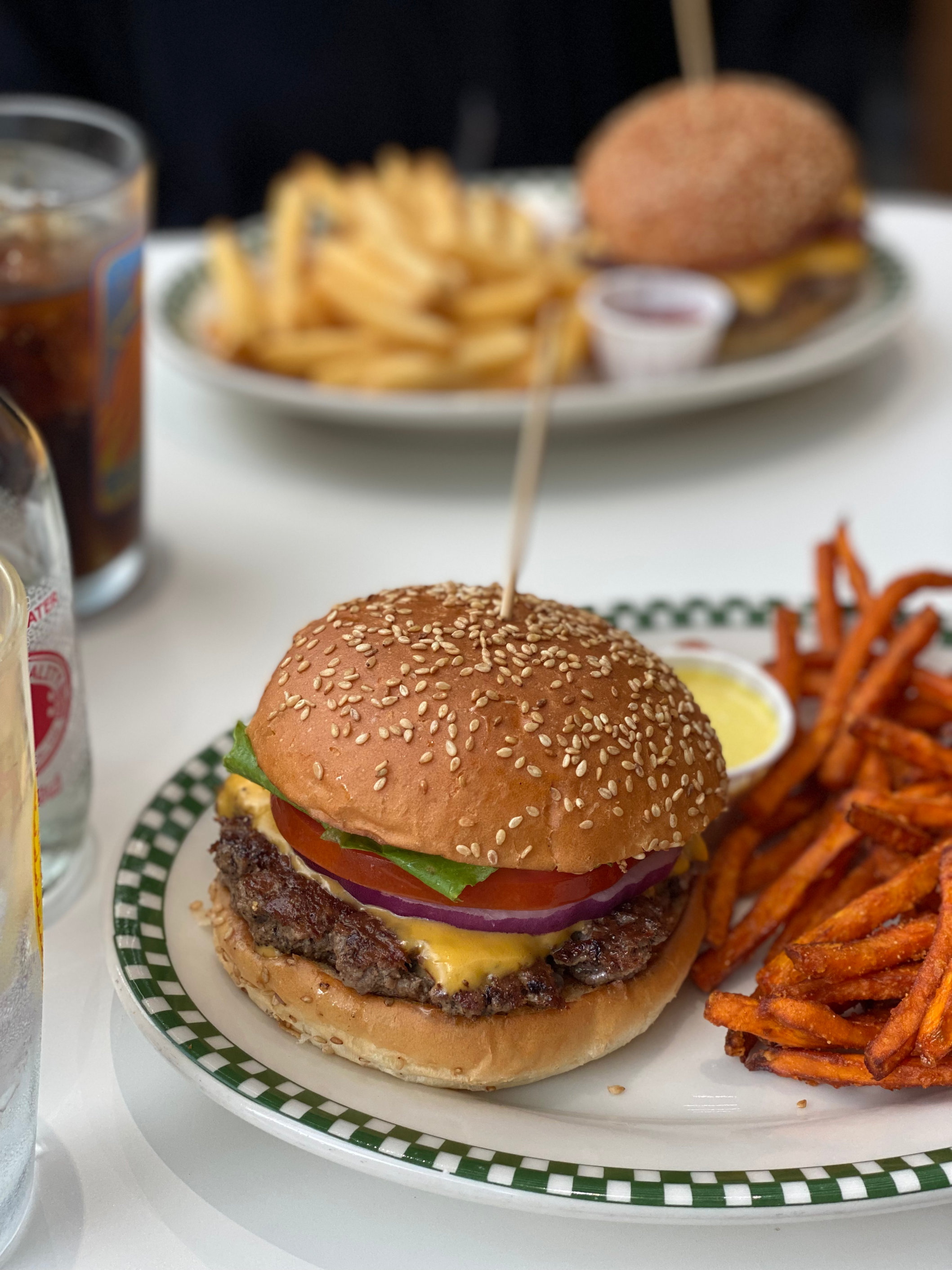 기본 버거라고 할 수 있는 브루클린 웍스! 